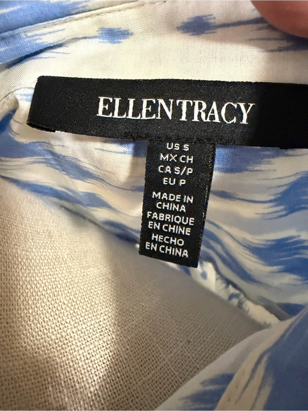 NWT Ellen Tracy Blue and White Ikat Mini Shirtdress. Size Small - Picture 3 of 8